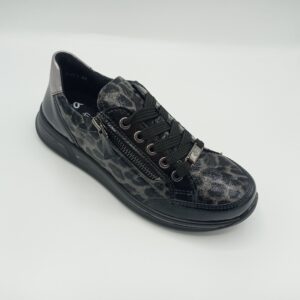 ARA 54801 Osaka Schwarz Leopard
